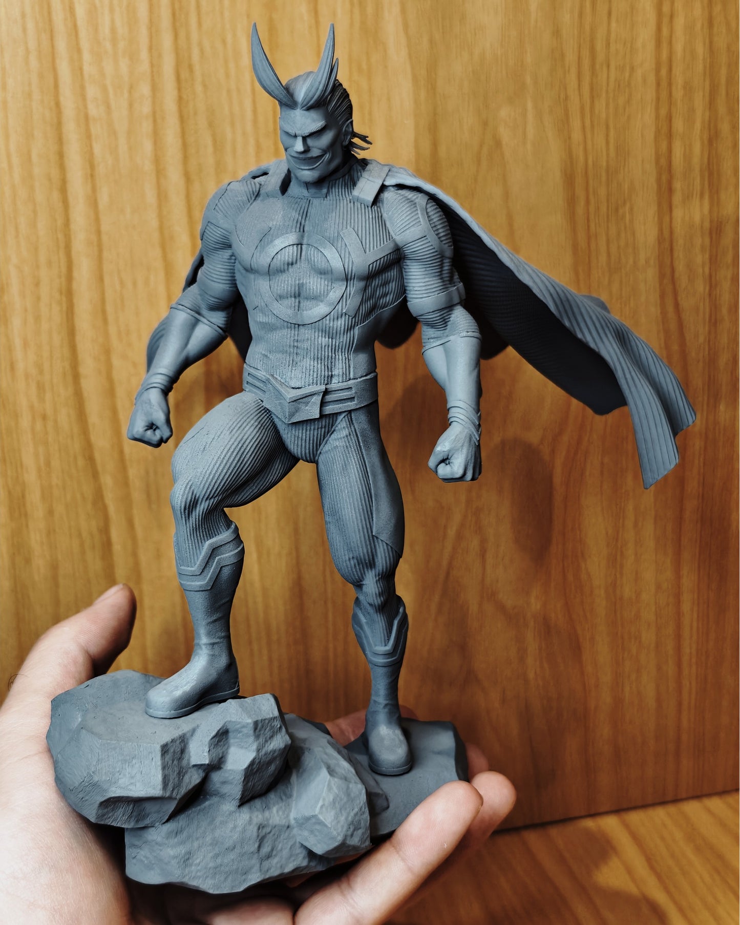Figura Exclusiva El Héroe Nº1 - 12 CM y 21 CM - RESINA